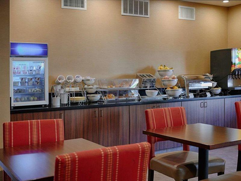 Comfort Inn & Suites North Dallas-Addison Exterior photo